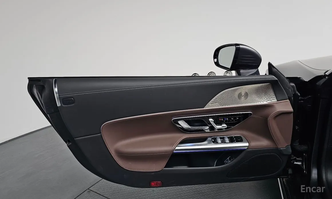 Mercedes-Benz SL-Class 2023 AMG SL63 4MATIC+