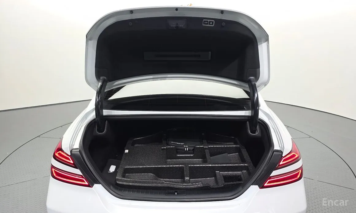 Genesis G70 2020 Gasoline 2.0T 2WD