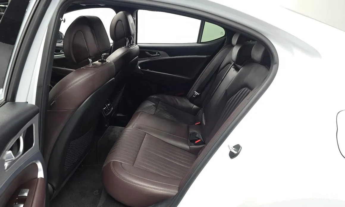Genesis G70 2020 Gasoline 2.0T 2WD