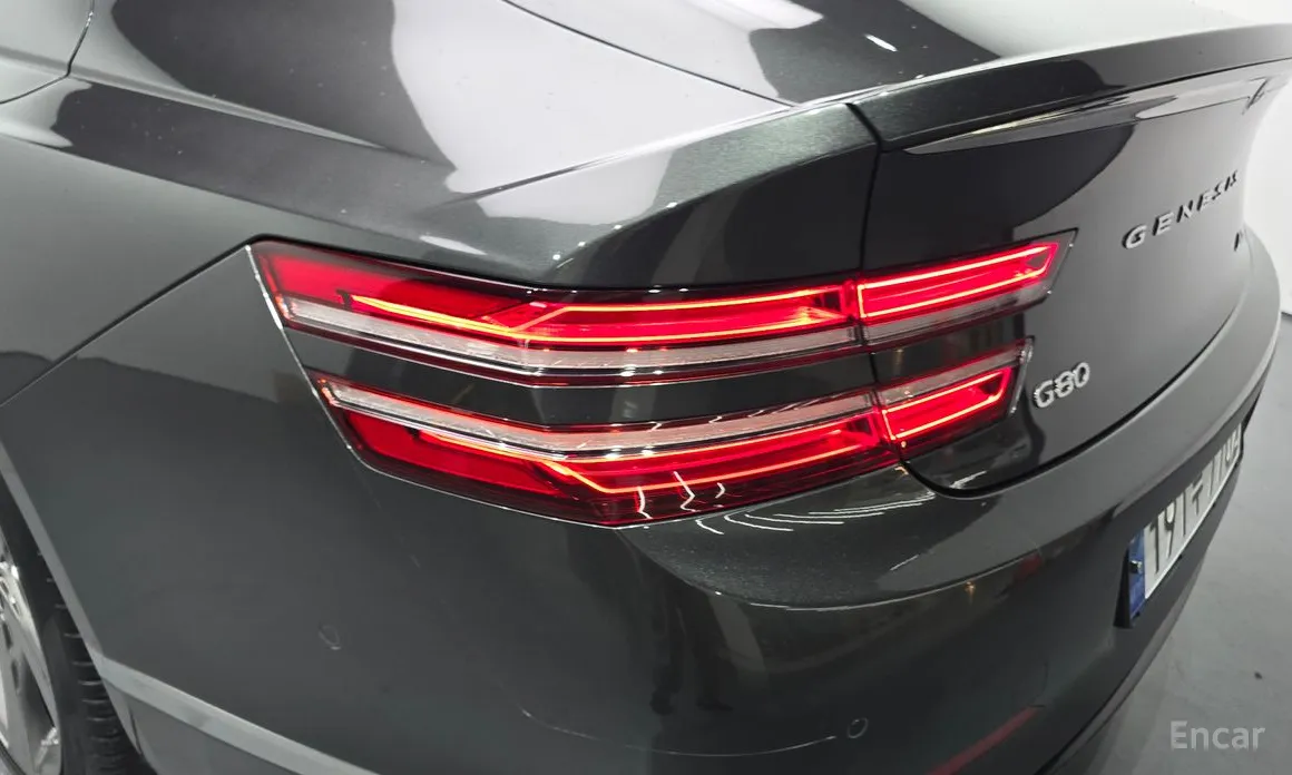 Фото 23 - Genesis G80
