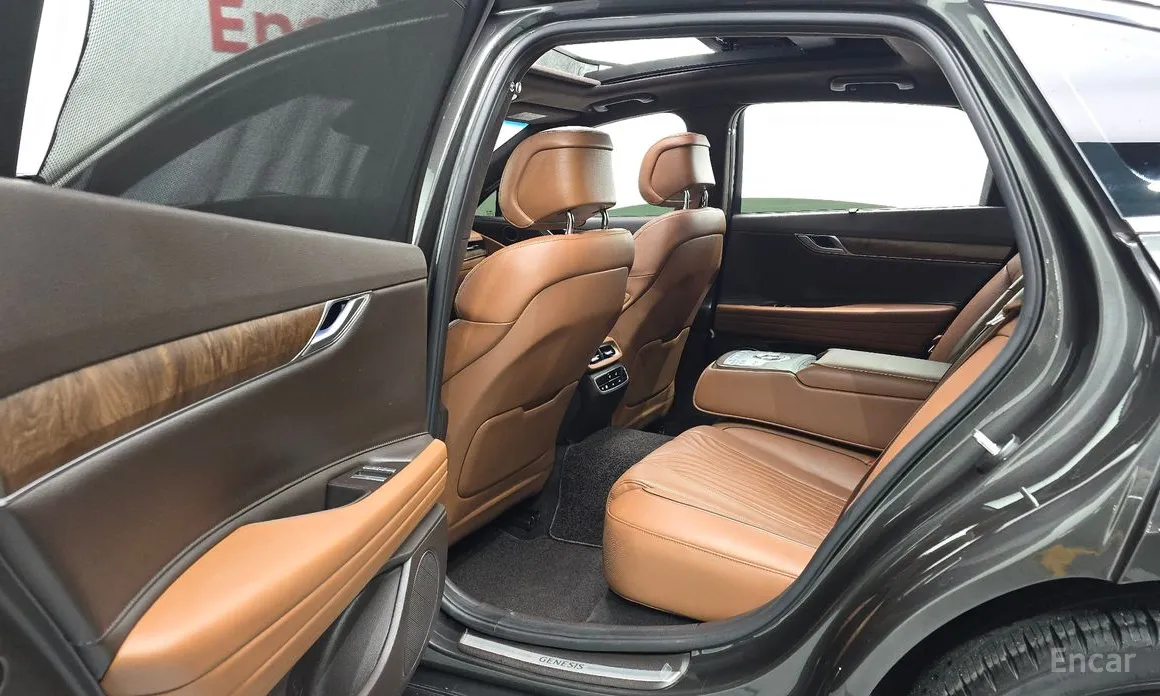 Фото 26 - Genesis G80