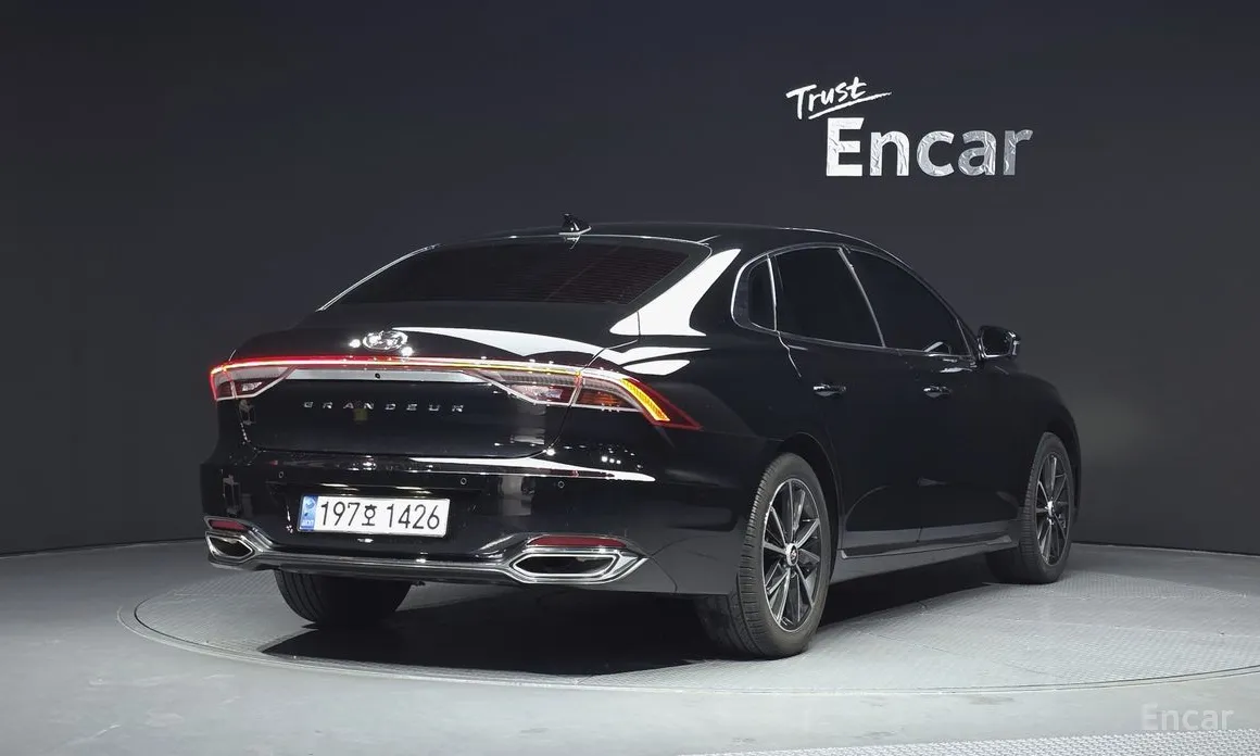 Zdjęcie 2 - Hyundai Grandeur