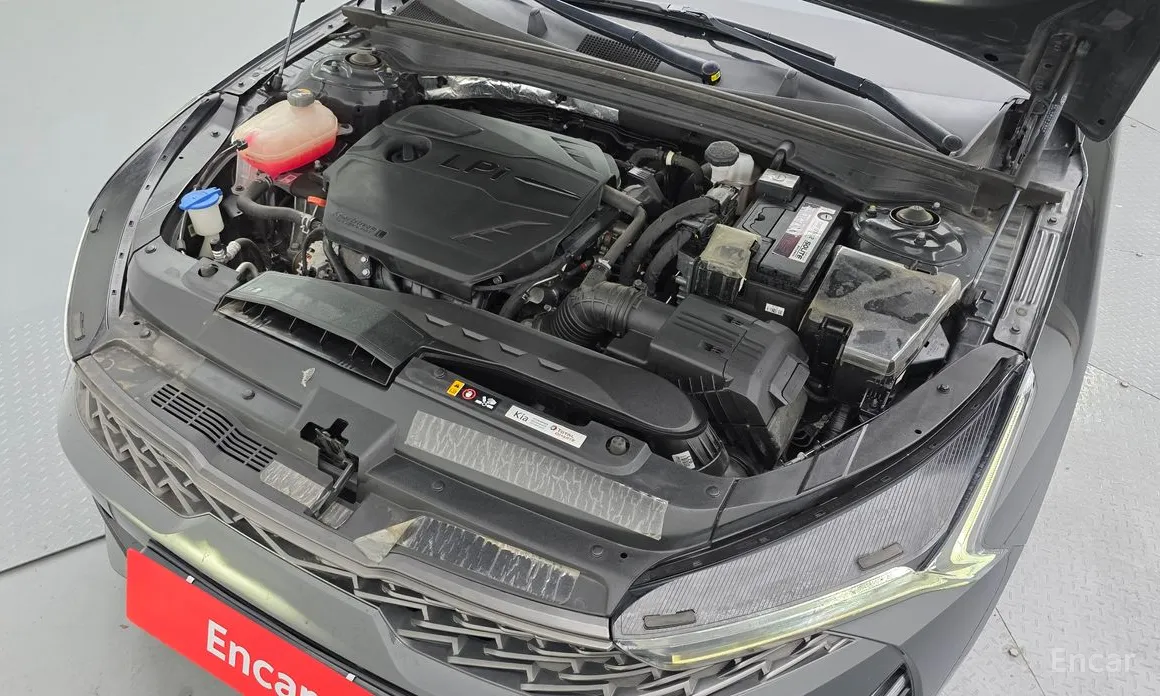 Photo 6 - Kia K5
