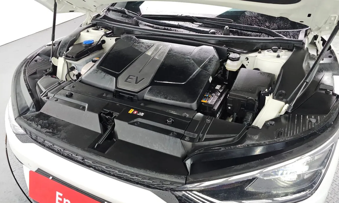 Фото 6 - Kia EV6