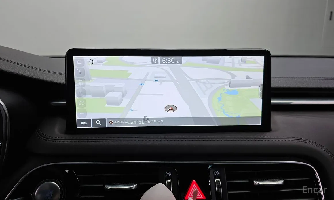 Photo 16 - Genesis G70