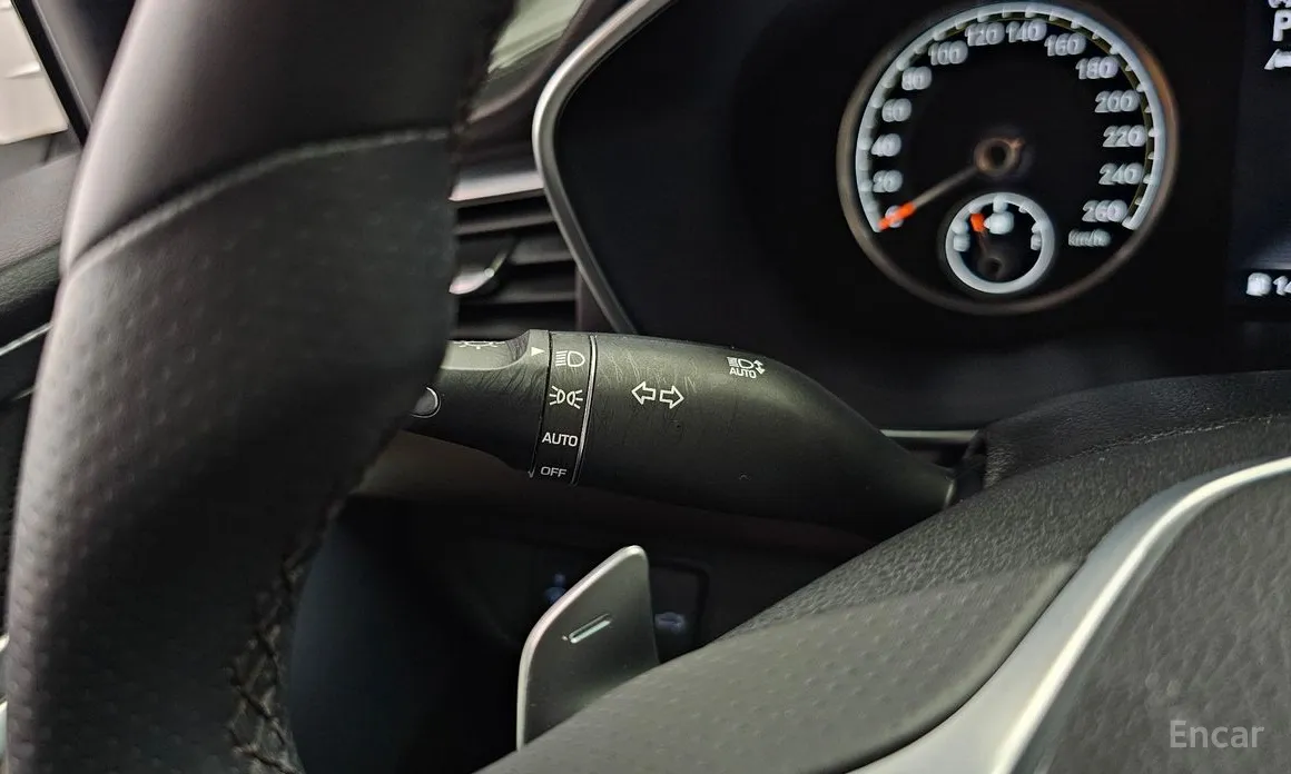 Photo 29 - Genesis G70