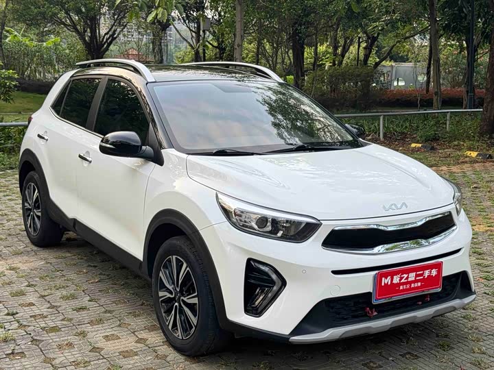 Kia KX1 2021 2021款 1.4L CVT趣享天窗款