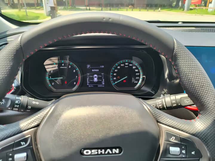 Changan Oshan X5 2023 2023款 畅享版 1.5T DCT豪华型