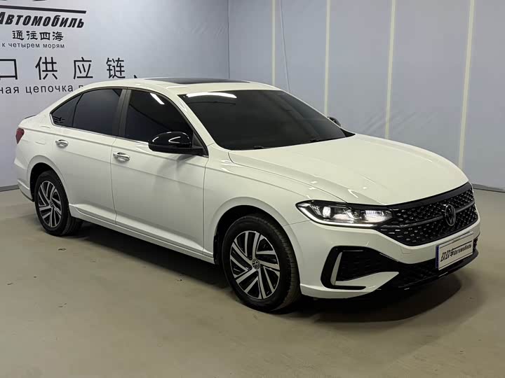Фото 3 - Volkswagen Lavida