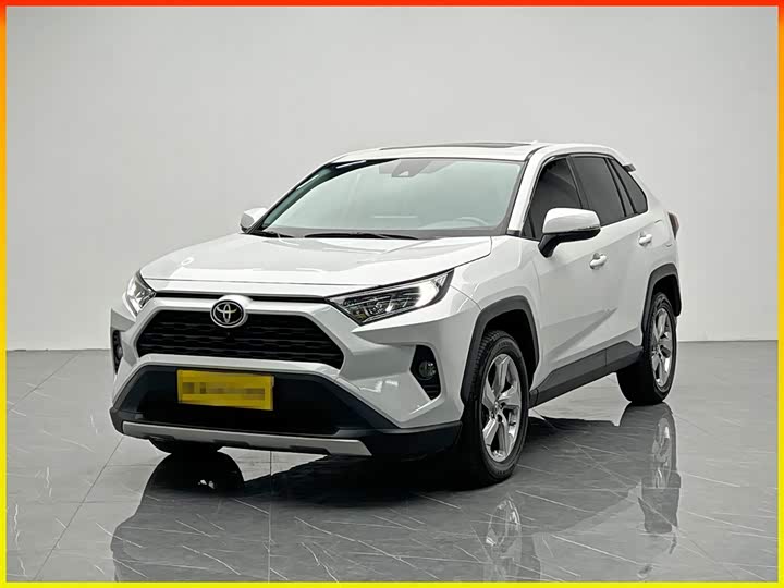 صورة 1 - Toyota RAV4