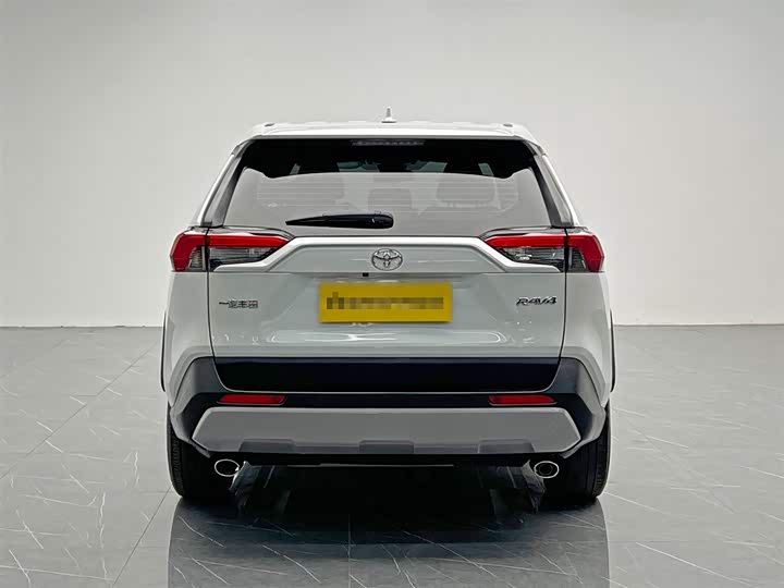 صورة 5 - Toyota RAV4