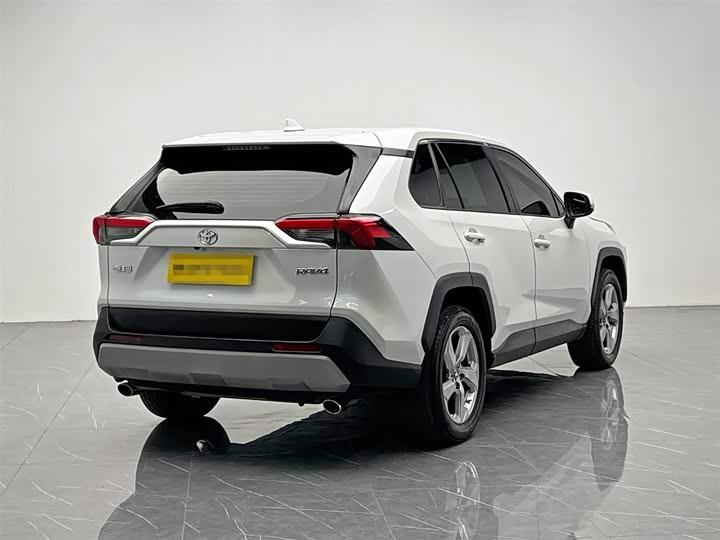 صورة 6 - Toyota RAV4