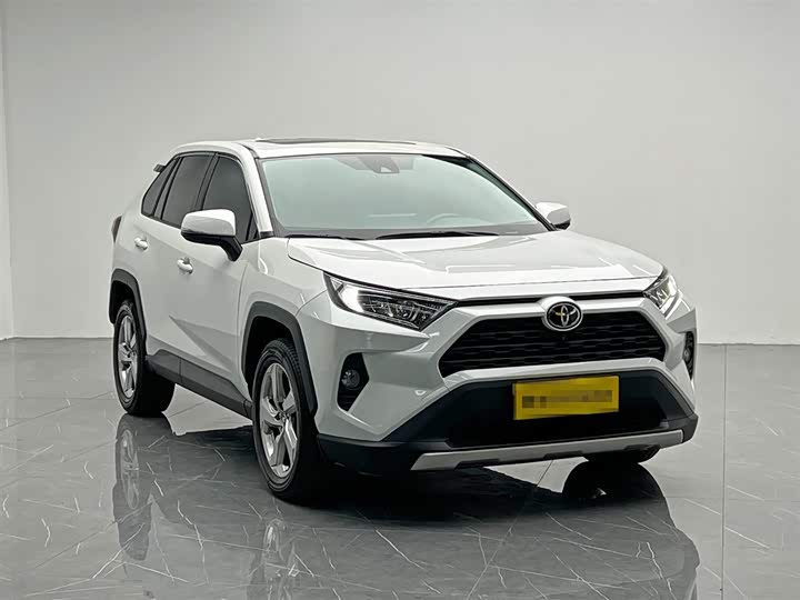 صورة 8 - Toyota RAV4