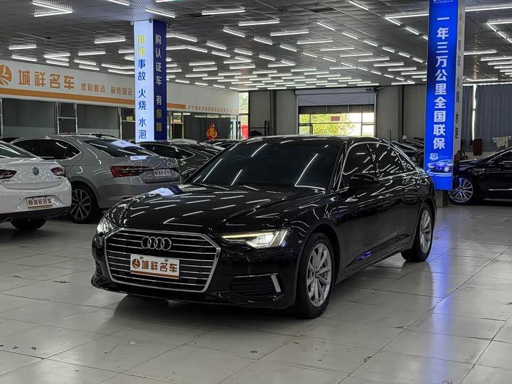 Фото 1 - Audi A6L