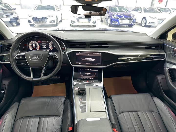 Фото 4 - Audi A6L