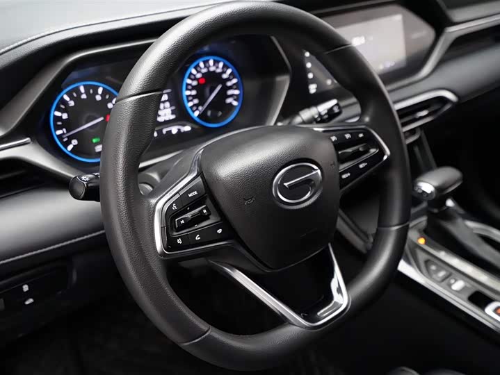 Фото 7 - GAC Trumpchi GS4