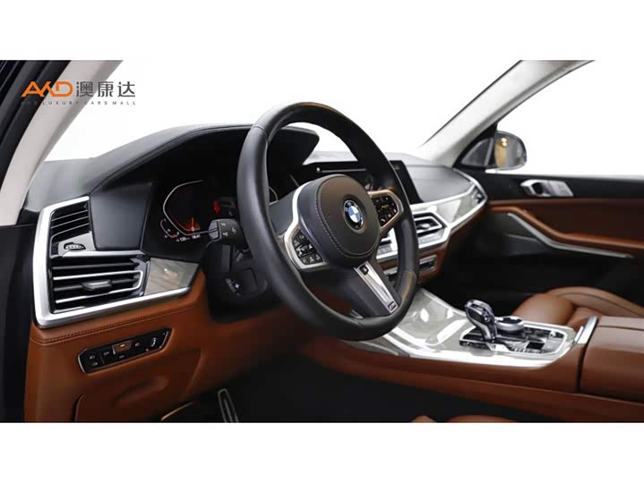 Фото 6 - BMW X7