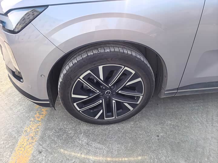 Volvo XC70 Hybrid 2026 2026款 四驱超长续航Plus
