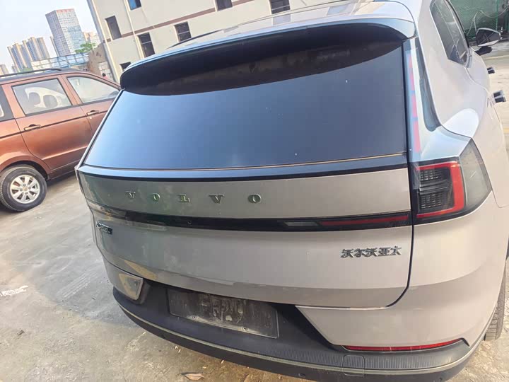Volvo XC70 Hybrid 2026 2026款 四驱超长续航Plus