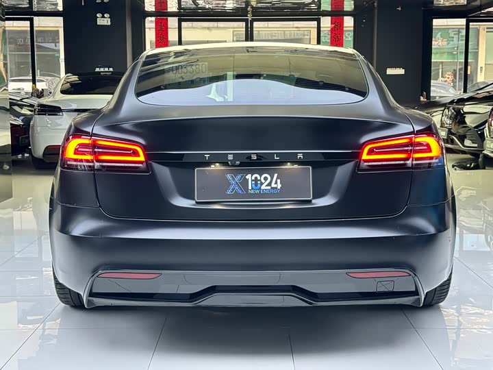 Tesla Model S 2023 2023款 双电机全轮驱动版