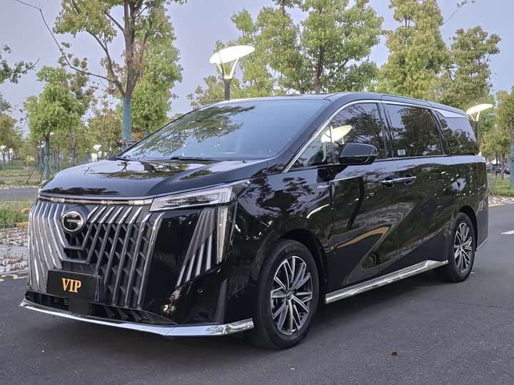 GAC Trumpchi M8 2024 2024款 宗师系列 400T 至尊版