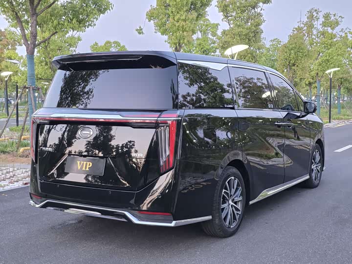 GAC Trumpchi M8 2024 2024款 宗师系列 400T 至尊版