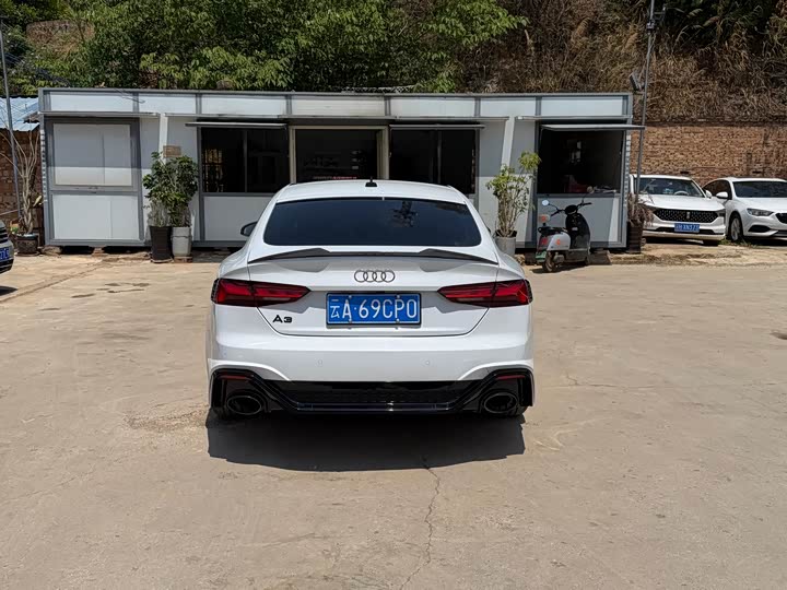 Audi A5 2025 2025款 Sportback 典藏版 40 TFSI 时尚动感型