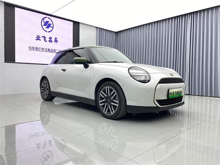 Mini Cooper 2025 2025款 456km COOPER E 经典派
