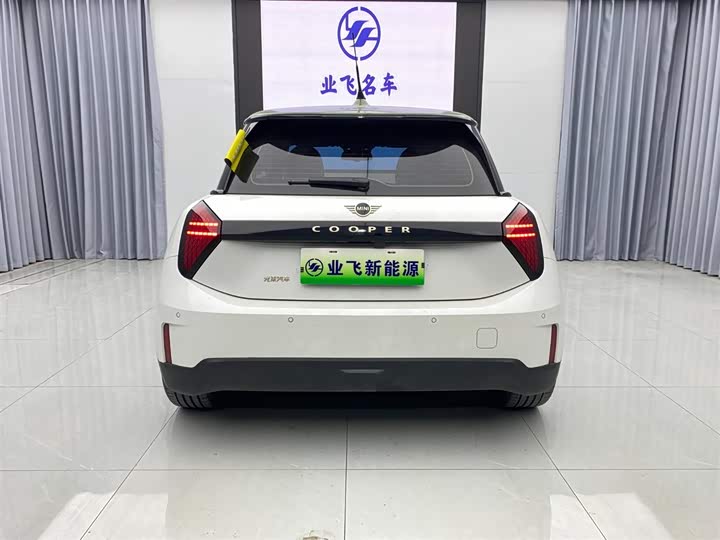 Mini Cooper 2025 2025款 456km COOPER E 经典派