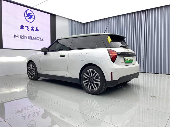 Mini Cooper 2025 2025款 456km COOPER E 经典派