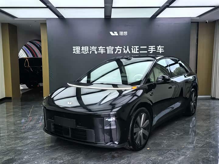 2025 LiXiang i6
