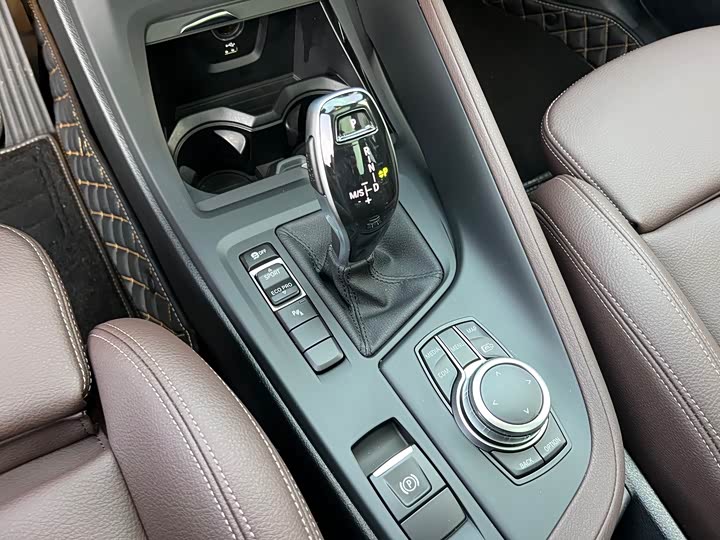 Фото 7 - BMW X1