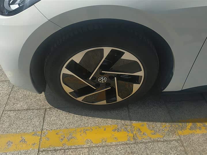 Photo 6 - Volkswagen ID.3