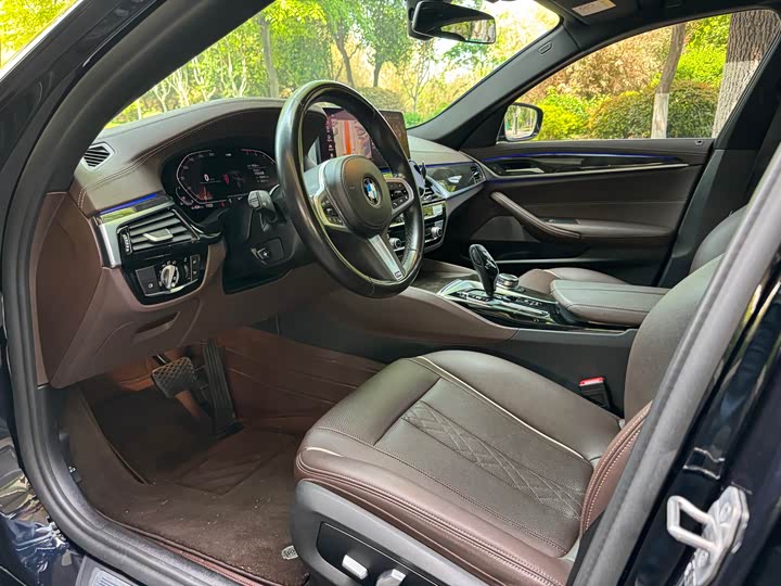 Фото 4 - BMW 5 Series
