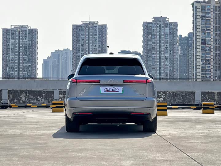 2025 Nio Onvo L90