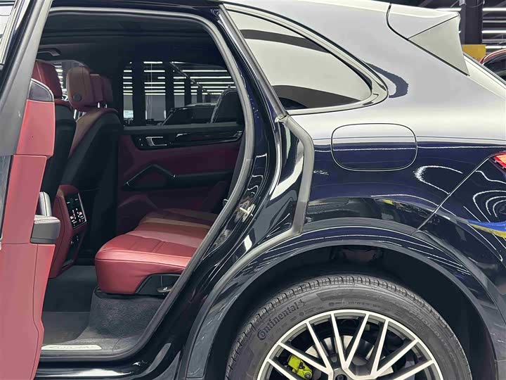Zdjęcie 7 - Porsche Cayenne Hybrid