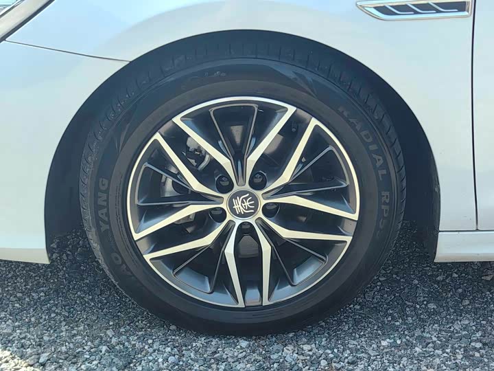 BYD Qin Plus 2021 2021款 DM-i 55KM 旗舰型