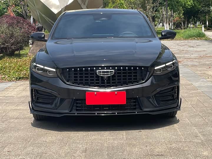 Фото 2 - Geely Preface