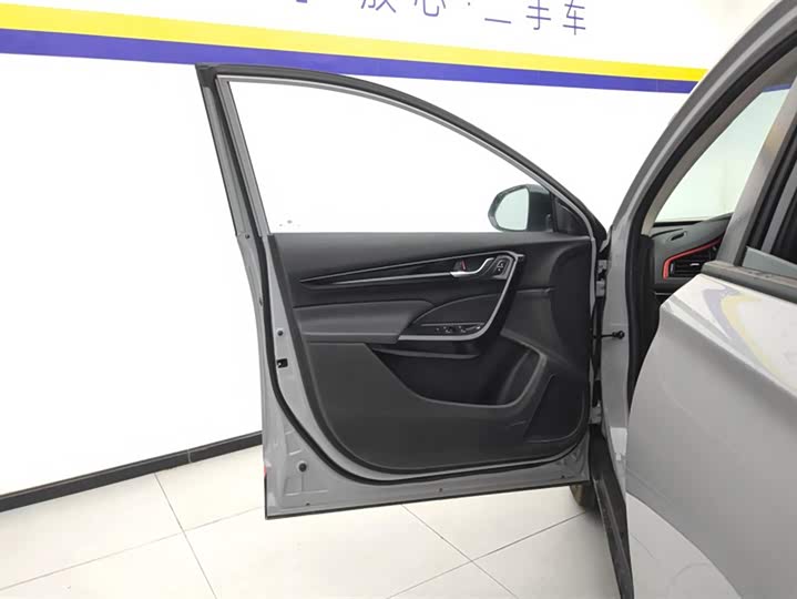 Dongfeng Aeolus AX7 2023 2023款 马赫版 1.5T DCT DF31