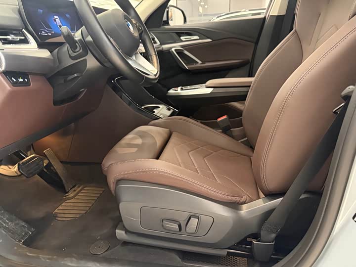 BMW X2 2025 2025款 sDrive25i M运动套装