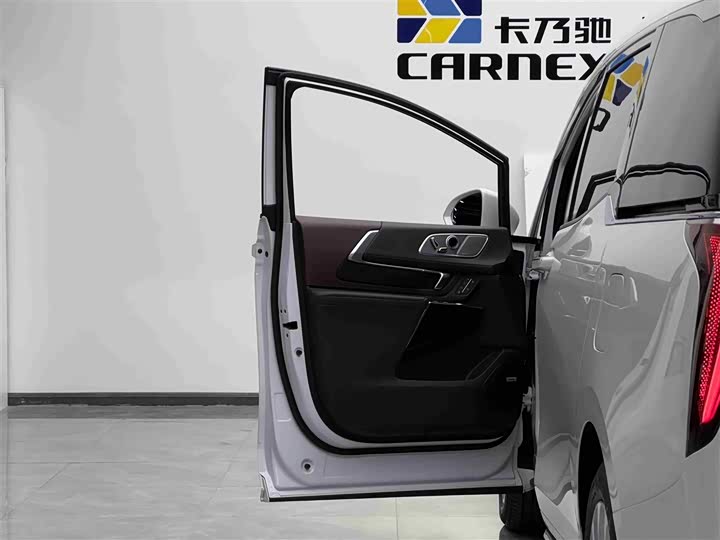 Buick GL8 Century 2025 2025款 2.0T 七座蕴世版
