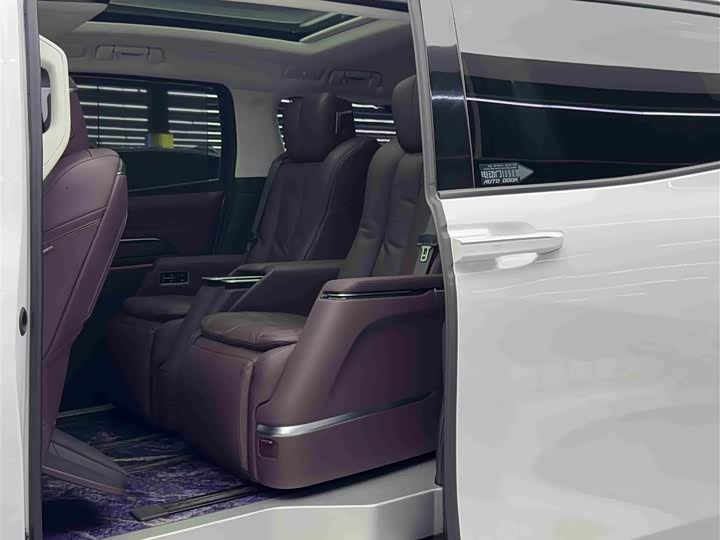 Buick GL8 Century 2025 2025款 2.0T 七座蕴世版