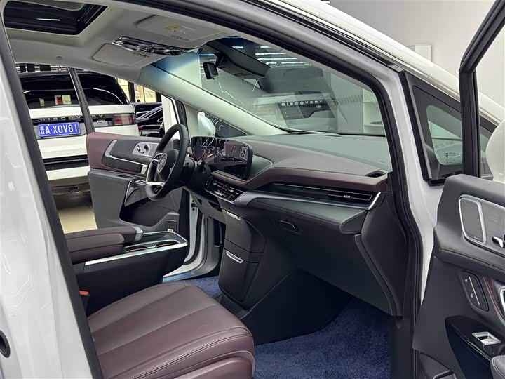 Buick GL8 Century 2025 2025款 2.0T 七座蕴世版