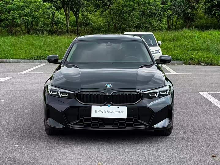 BMW 3 Series 2025 2025款 330Li M运动曜夜套装
