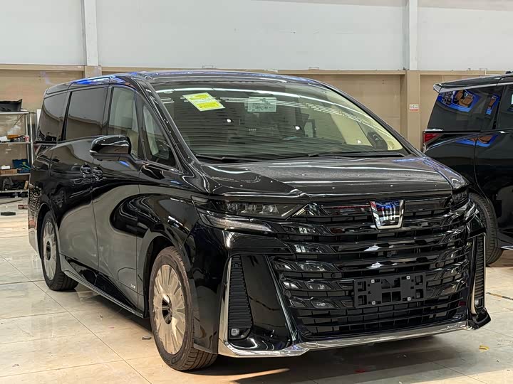 2025 Toyota Vellfire