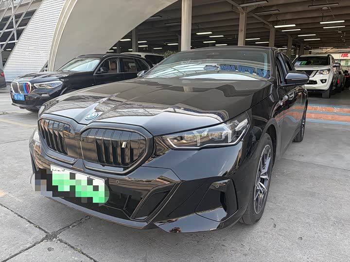 BMW i5 2025 2025款 eDrive 40L M运动套装