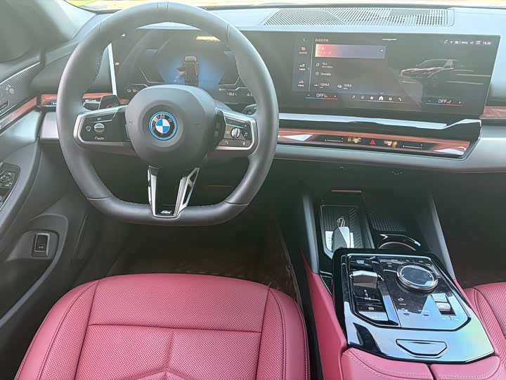 BMW i5 2025 2025款 eDrive 40L M运动套装