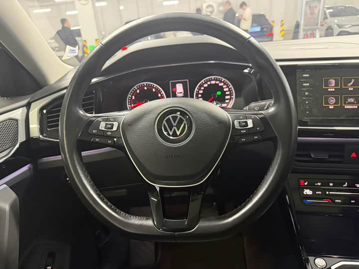 Фото 8 - Volkswagen Tayron