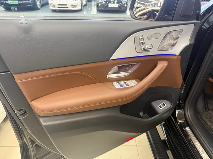 Mercedes-Benz GLS-Class 2025 2025款 GLS 450 4MATIC 动感型