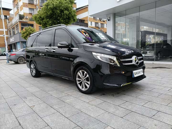 Mercedes-Benz V-Class 2022 2022款 V 260 领航版